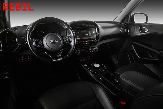 Kia e-Soul 10 of 29