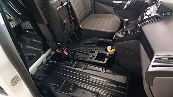 Ford Transit Connect 12 of 29