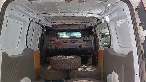 Ford Transit Connect 21 of 29