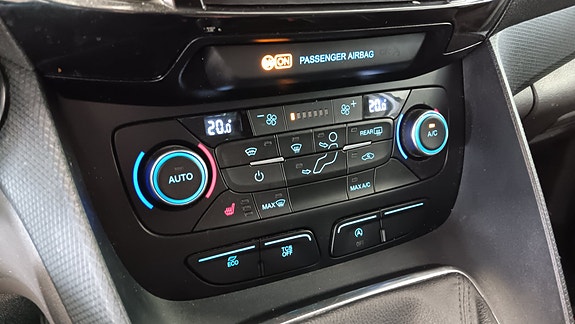 Ford Transit Connect 11 of 29