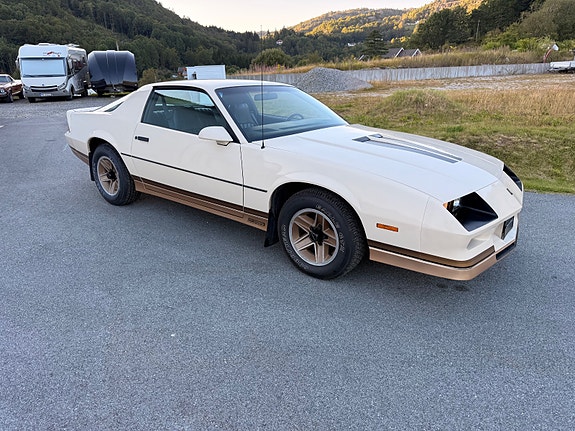 Chevrolet Camaro 17 of 30