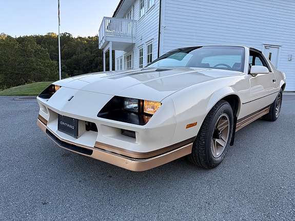 Chevrolet Camaro 22 of 30
