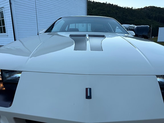 Chevrolet Camaro 21 of 30
