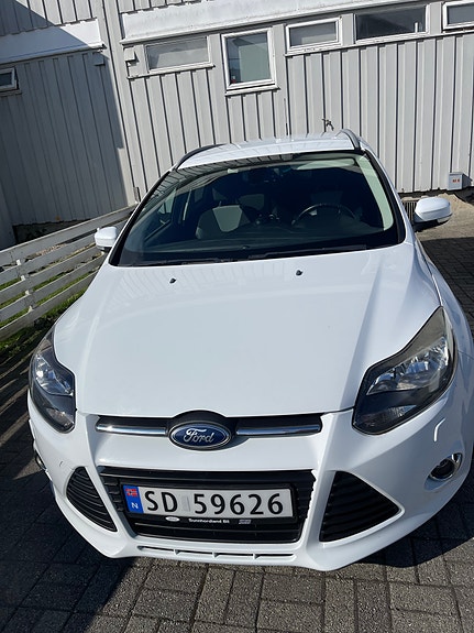 Ford Focus 2 of 18