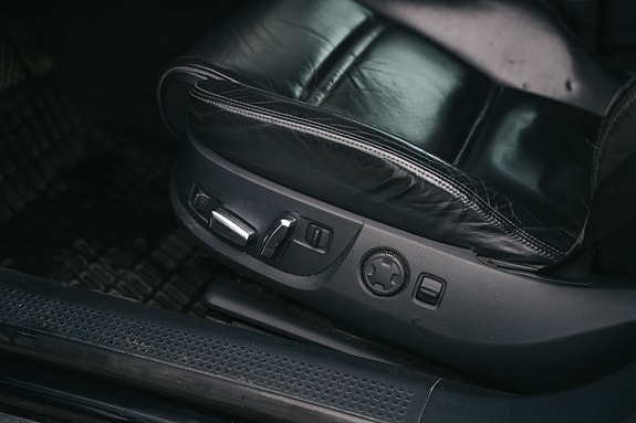 Audi A8 23 of 30
