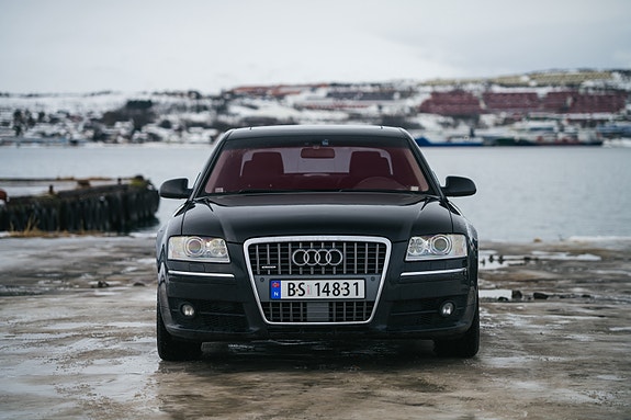 Audi A8 2 of 30