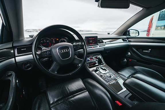 Audi A8 24 of 30