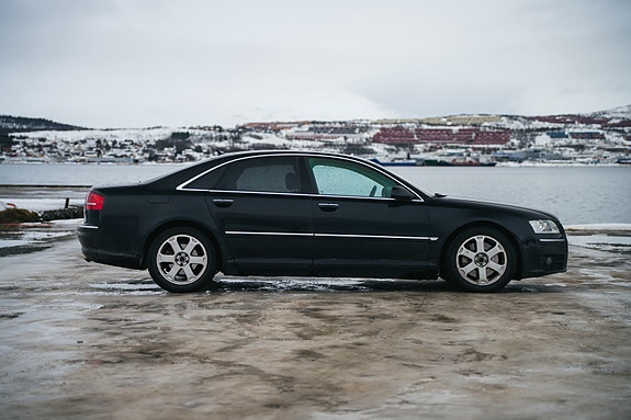 Audi A8 3 of 30