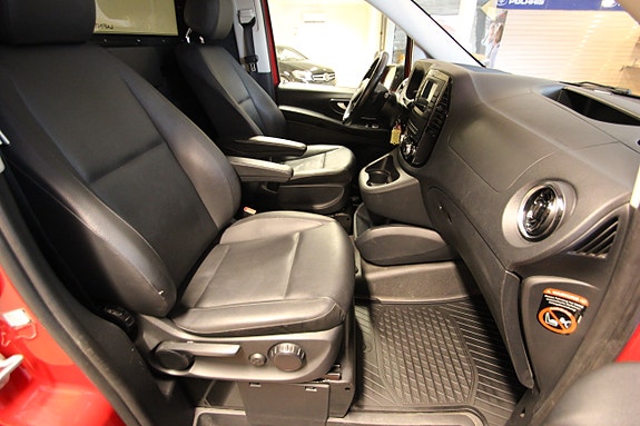 Mercedes-Benz Vito 119 13 of 16