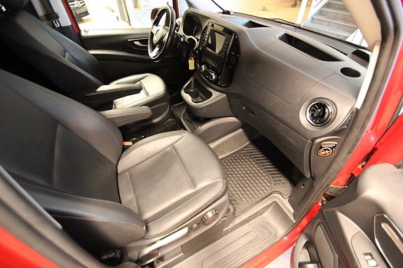 Mercedes-Benz Vito 119 12 of 16