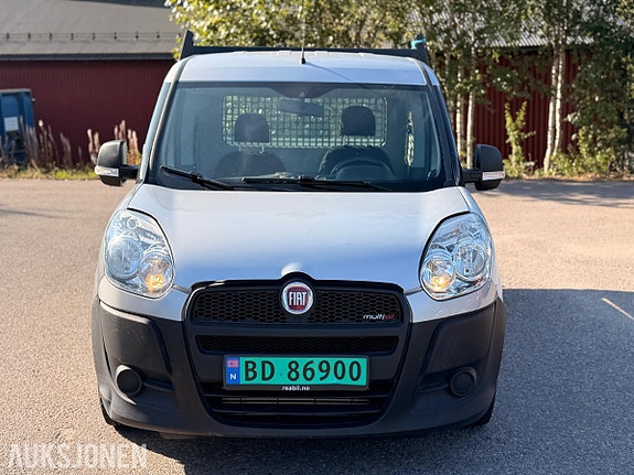 Fiat Doblo 2 of 30