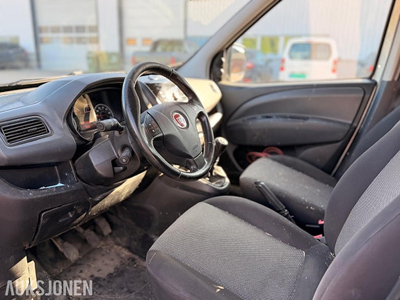 Fiat Doblo 10 of 30