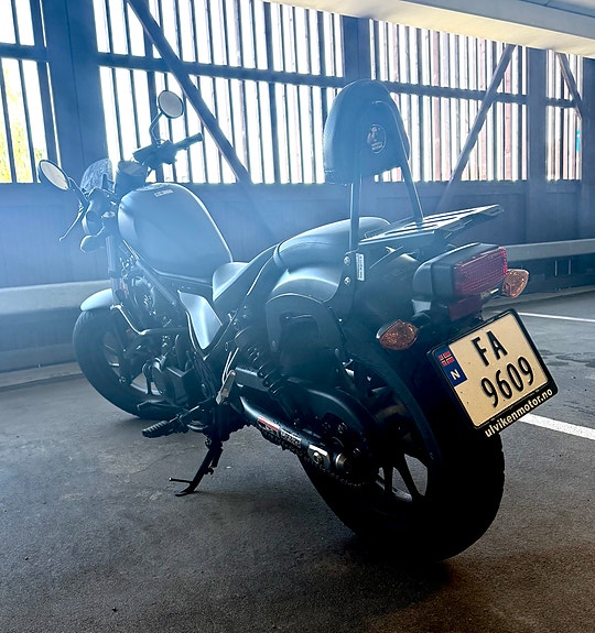 Honda CMX 500 Rebel 4 of 9
