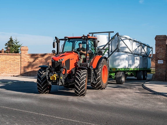 Kubota M6-142 16 of 30