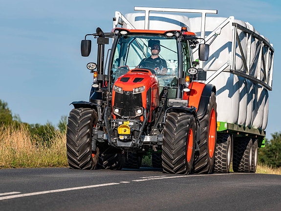 Kubota M6-142 3 of 30