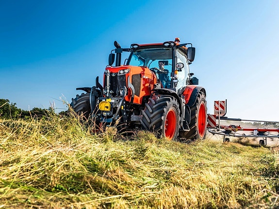 Kubota M6-142 5 of 30