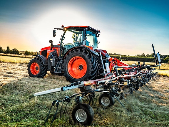 Kubota M6-142 22 of 30