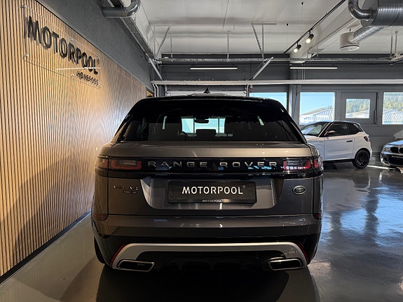 Land Rover Range Rover Velar 4 of 30