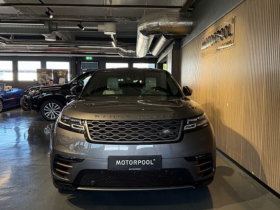 Land Rover Range Rover Velar 3 of 30