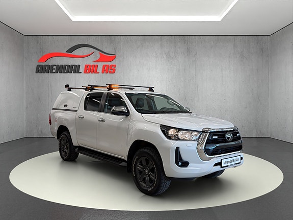 Toyota HiLux 4 of 26