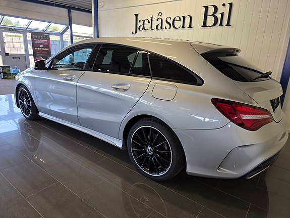 Mercedes-Benz CLA180 3 of 30