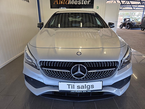 Mercedes-Benz CLA180 6 of 30