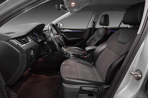 Skoda Octavia 10 of 22