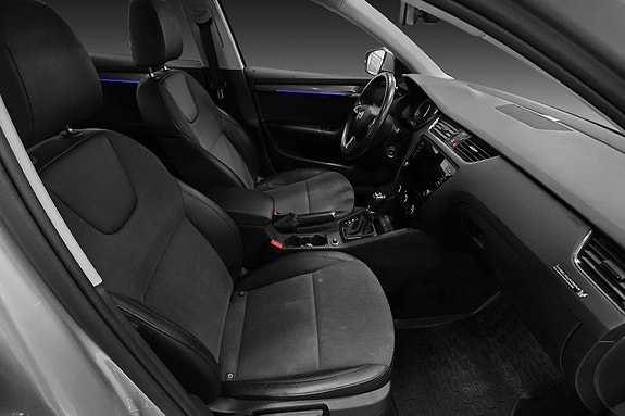 Skoda Octavia 16 of 22