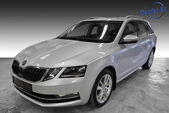 Skoda Octavia 2 of 22