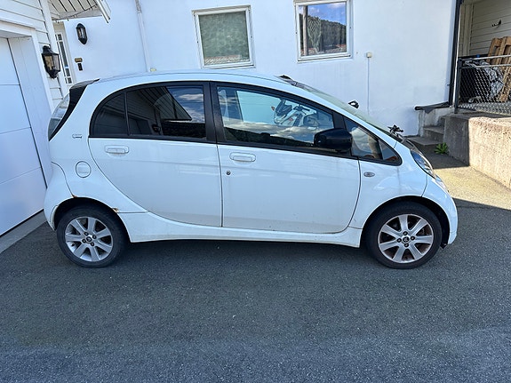 Citroen C-Zero 4 of 10