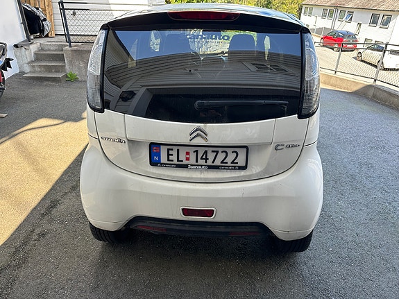 Citroen C-Zero 8 of 10