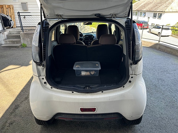 Citroen C-Zero 7 of 10