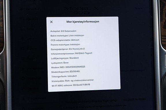 Tesla Model X 26 of 29