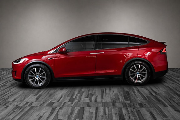 Tesla Model X 2 of 29