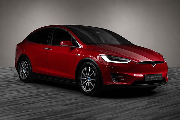 Tesla Model X 7 of 29