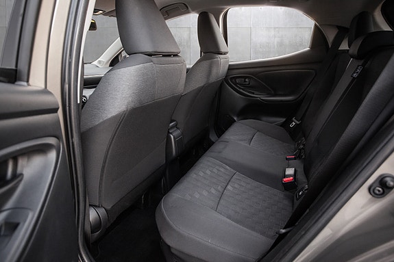 Toyota Yaris 14 of 20