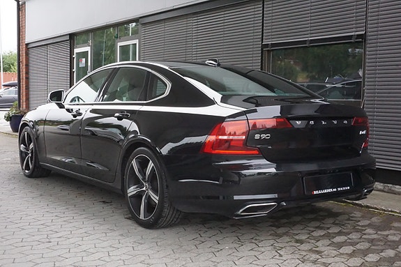 Volvo S90 4 of 24