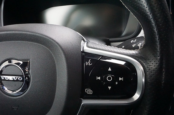 Volvo S90 12 of 24