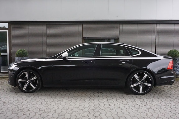 Volvo S90 3 of 24
