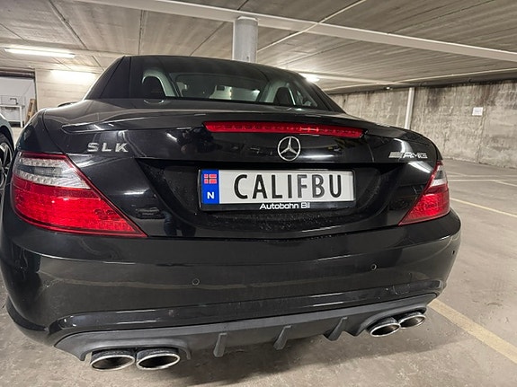 Mercedes-Benz SLK350 5 of 9