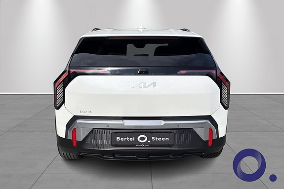 Kia EV3 4 of 26