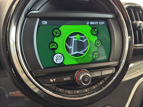 MINI Countryman-Serie 23 of 30