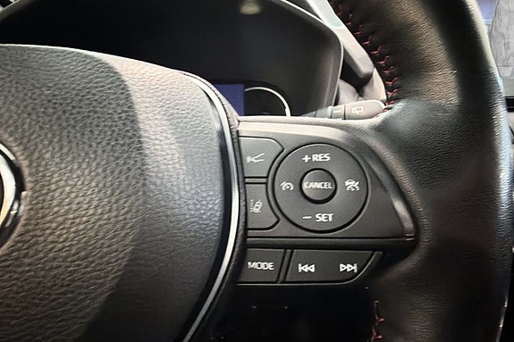 Toyota RAV4 Plug-in Hybrid 20 of 30