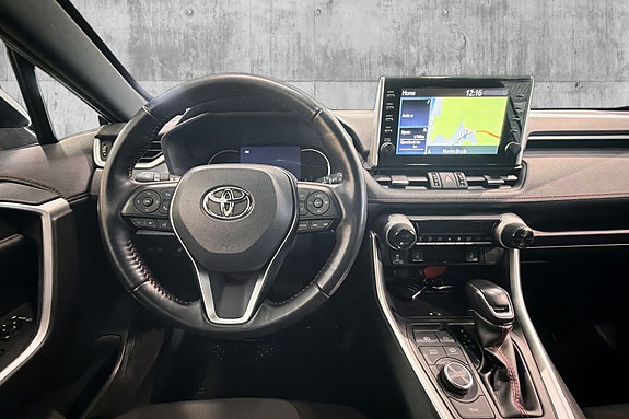 Toyota RAV4 Plug-in Hybrid 17 of 30
