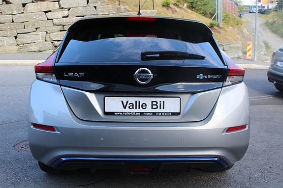 Nissan Leaf 5 of 24
