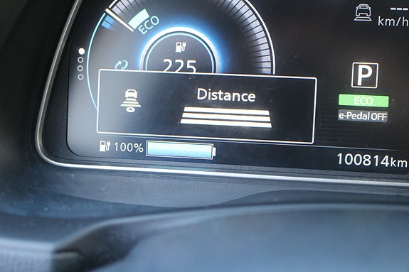Nissan Leaf 15 of 24