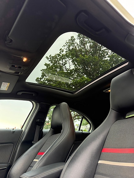 Mercedes-Benz A180 d 7 of 14