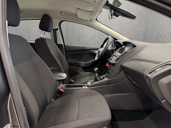 Ford Focus 8 of 18
