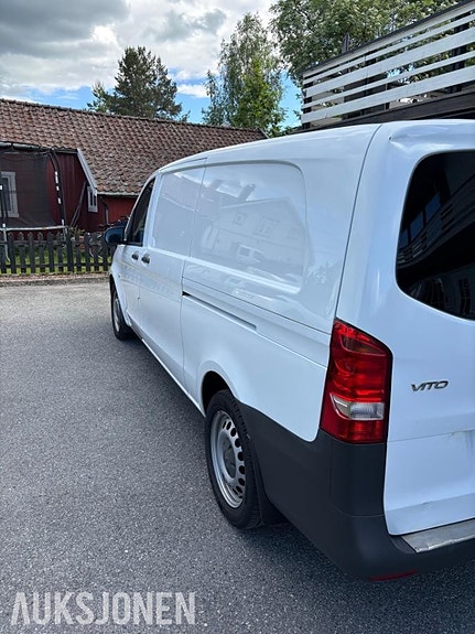 Mercedes-Benz vito 3 of 19