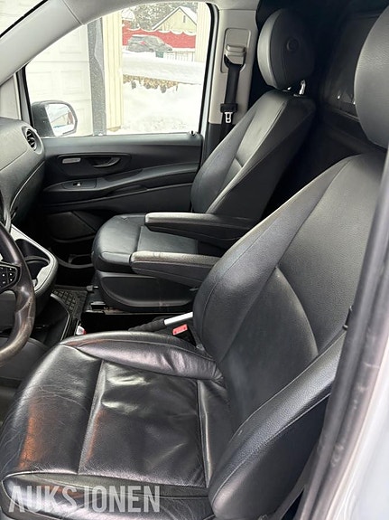 Mercedes-Benz vito 11 of 19